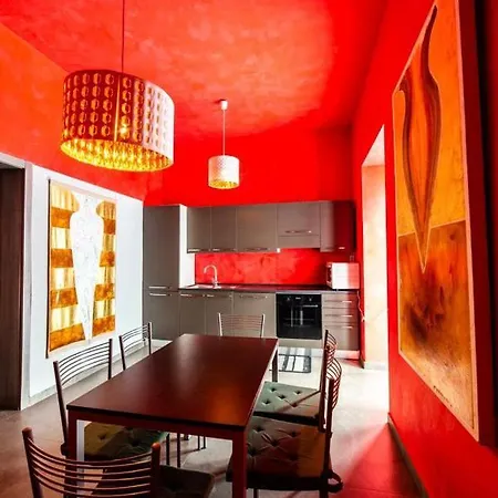 Speciale Tarshito's - Atrium And Terrace דירה *