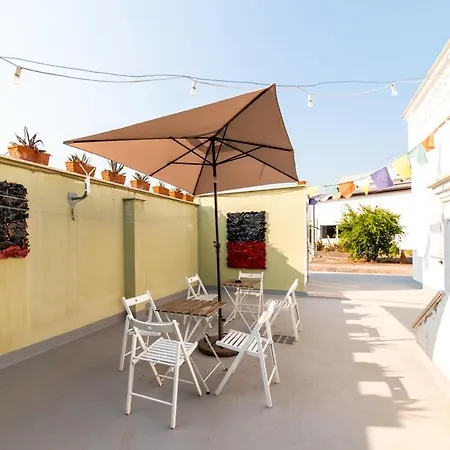 Speciale Tarshito's - Atrium And Terrace Бари
